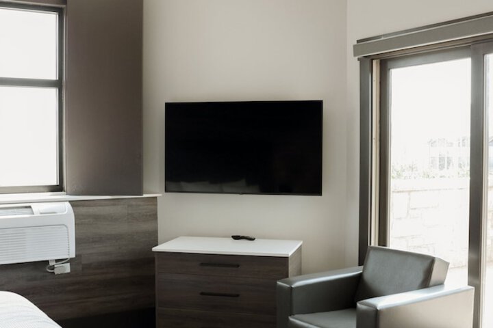 Room 60 of 174
