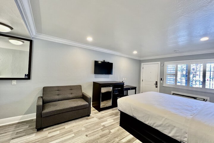 Room 133 of 152