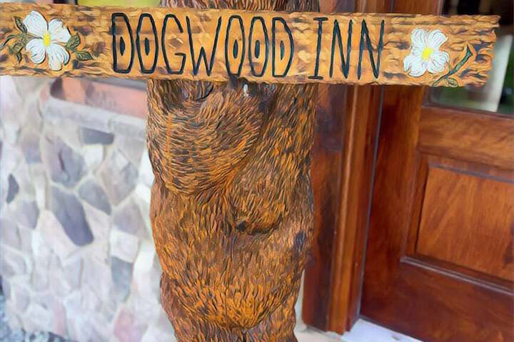 The Dogwood Inn