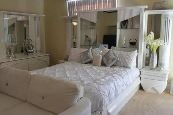 Room 12 of 42