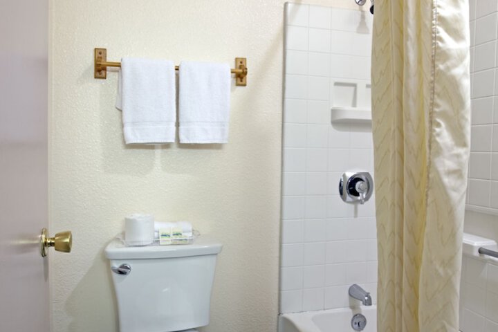 Room 40 of 56