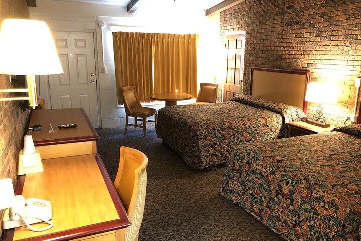 Room 37 of 53