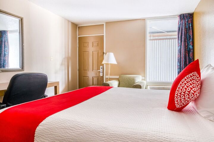 Room 18 of 27