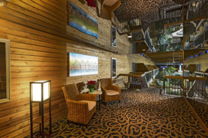 BEST WESTERN PLUS Coquitlam Inn Convention Centre
