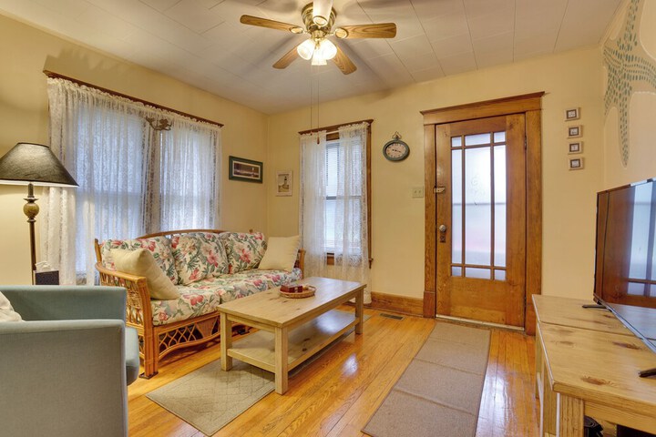 Charming Urbana Home Near Downtown!