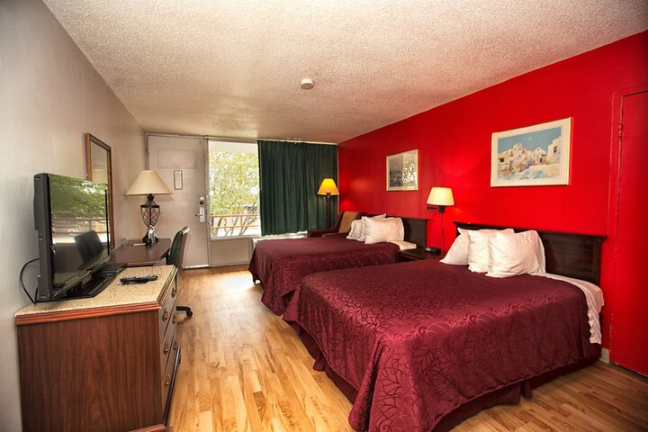 Room 17 of 47