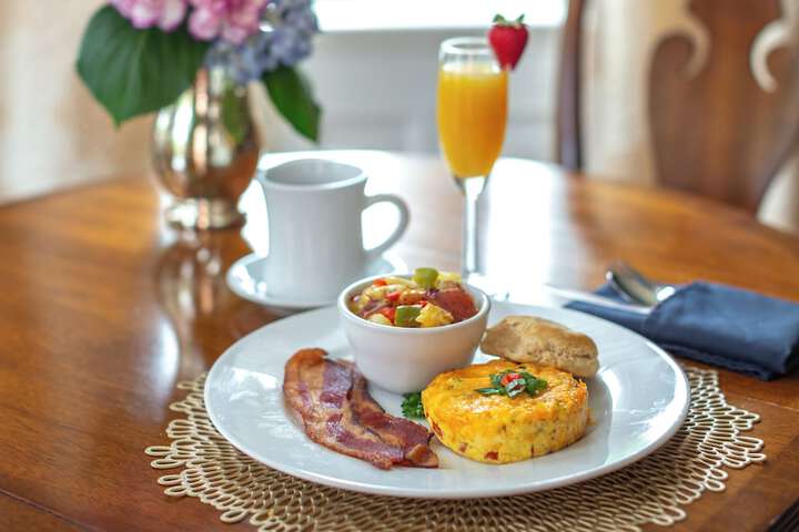 Breakfast/Coffee Service 119 of 141