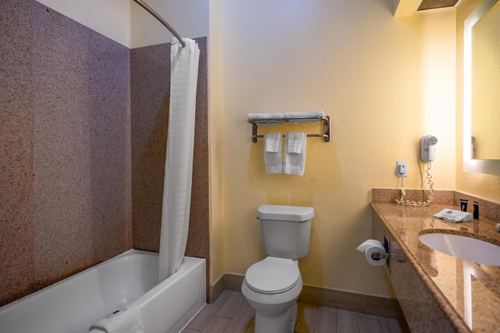 Studio 6 Suites – Pasadena TX
