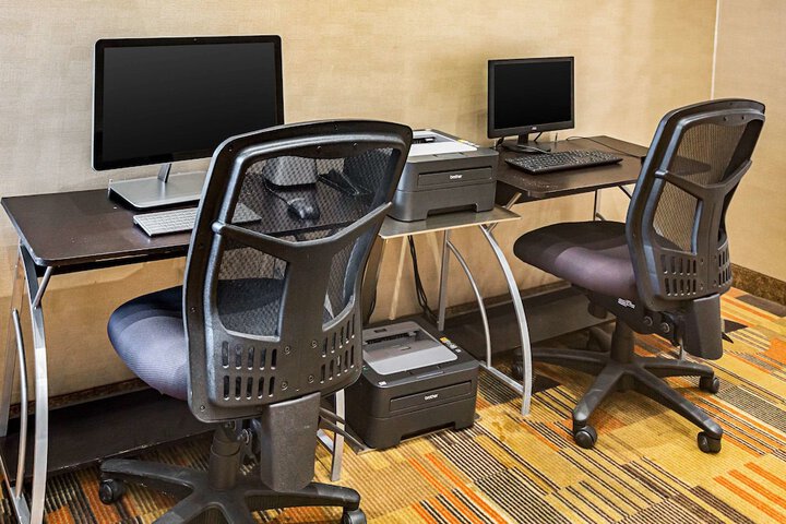 Business Center 43 of 43