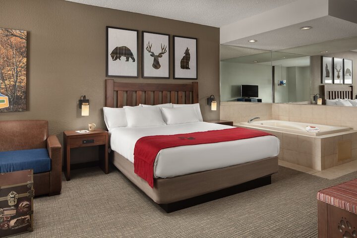 Room 35 of 62