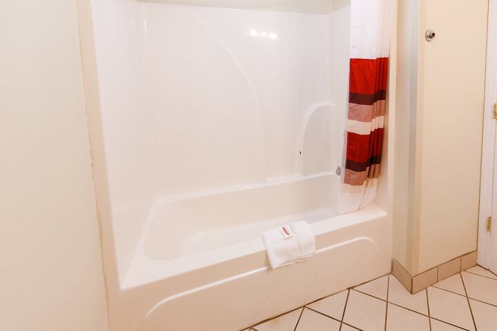 Red Roof Inn PLUS+ Danville KY