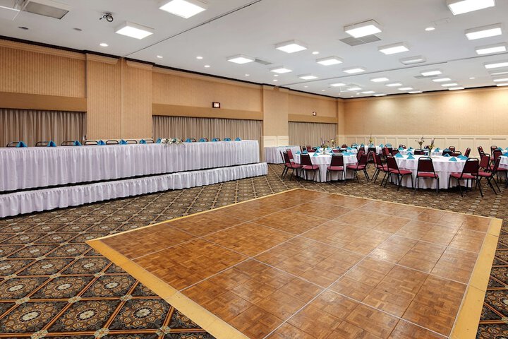 Wedding/Banquet 22 of 23