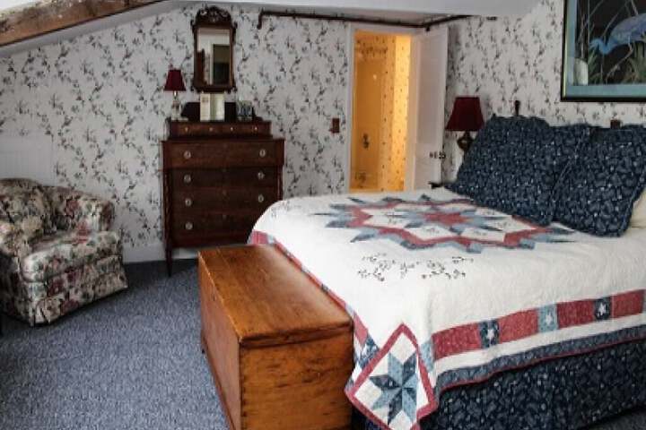Room 44 of 66