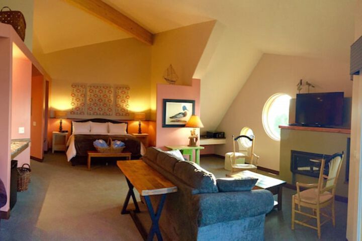 Room 16 of 49