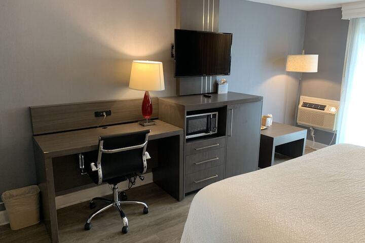 Room 52 of 58