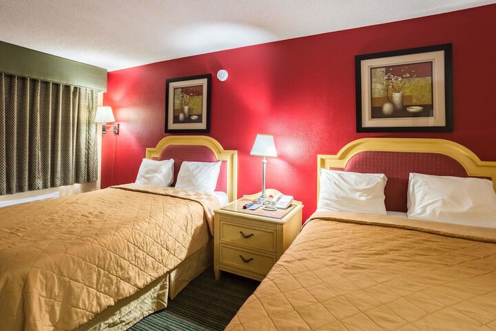 Room 19 of 29