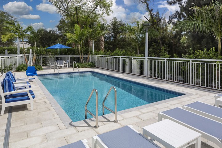 Pool 2 of 22