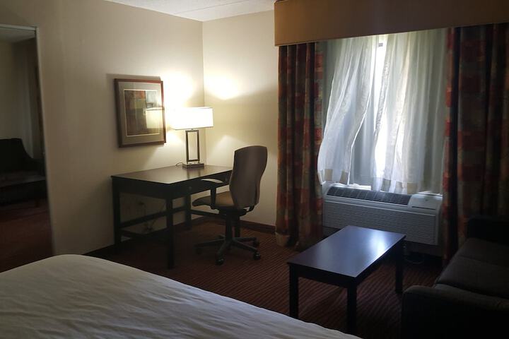 Room 42 of 46