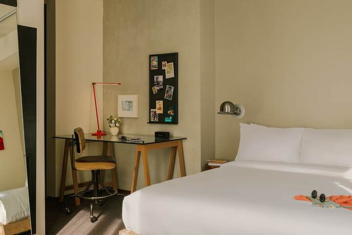 Room 38 of 67