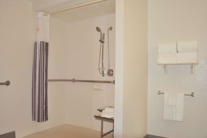 Room 55 of 102