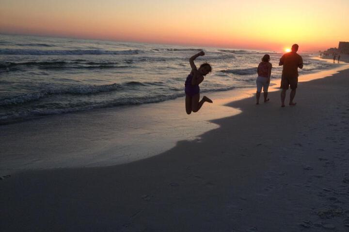 Sandestin Resort Luau by Tufan