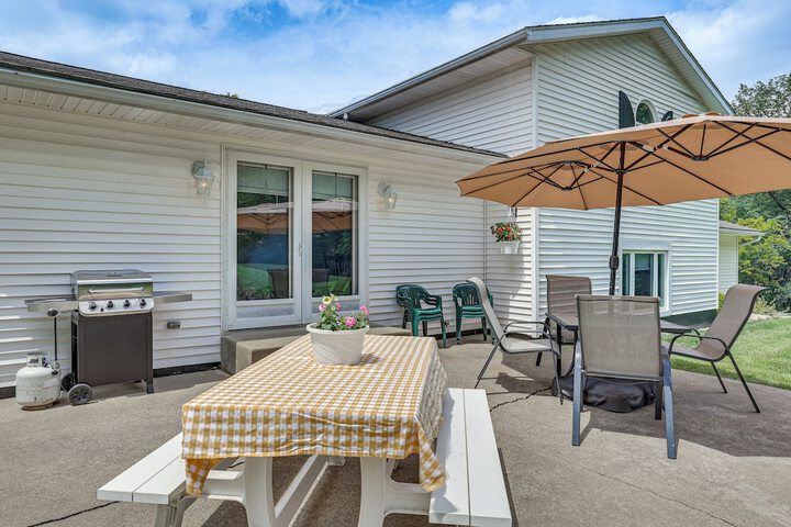 Secluded Ohio Amish Country Getaway w / Fire Pit