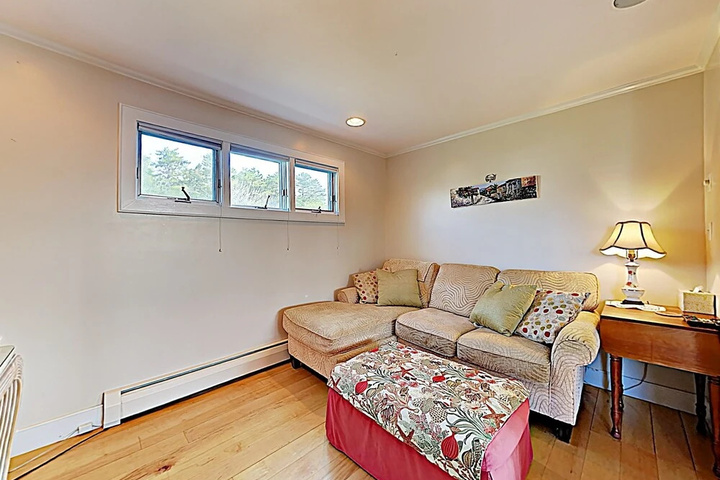 New Listing! Curtis House on the Cove 3 Bedroom Cottage