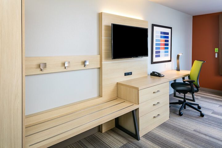 Room 30 of 45