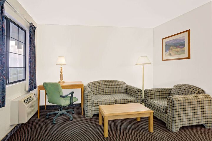 Room 20 of 32