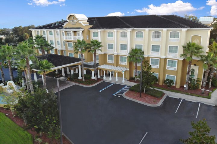 Hotel 5 of 57