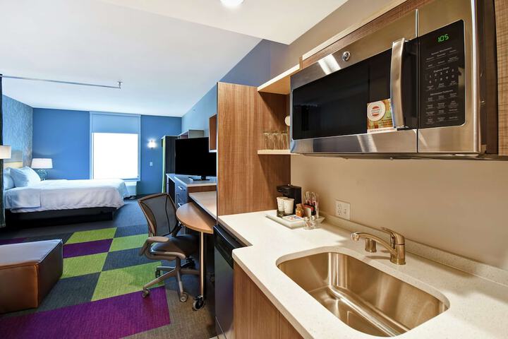Room 13 of 47