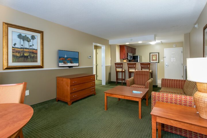 Room 76 of 108