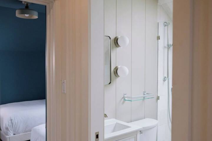The Hotel at Claramount Club