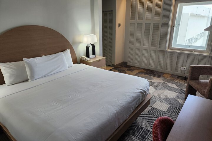Room 7 of 22