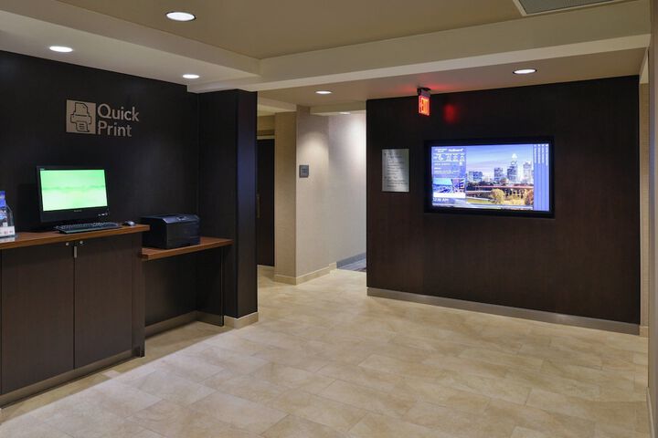 Courtyard by Marriott Charlotte / Matthews