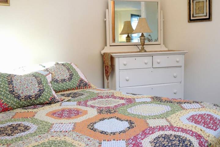 Shorelands Guest Resort and Cottages