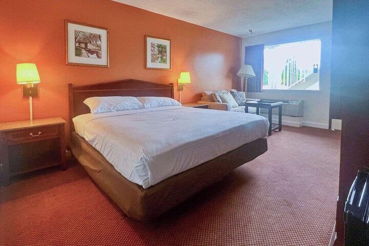 Room 6 of 31
