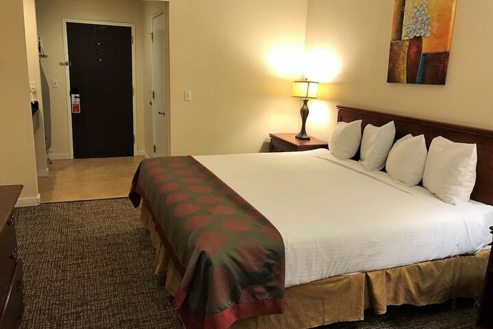 Ramada by Wyndham Draper