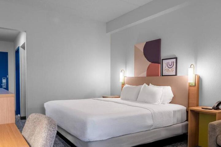 Spark by Hilton Grain Valley Kansas City