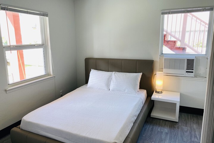 Room 60 of 81