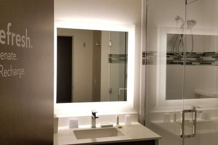 Room 25 of 78
