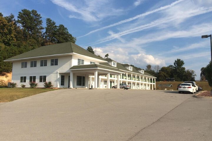 Hurricane Inn