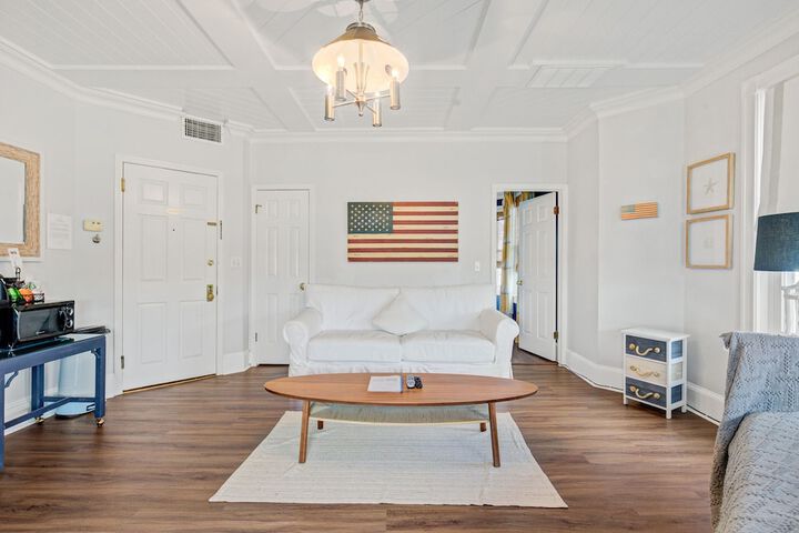 Room 54 of 191