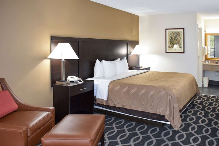 Room 14 of 26