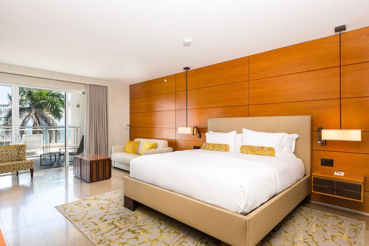Room 7 of 32