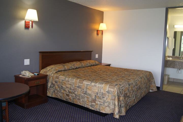 Room 14 of 20