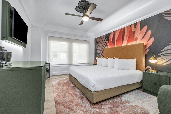 Room 29 of 100