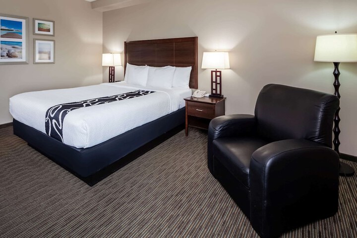 Room 14 of 22