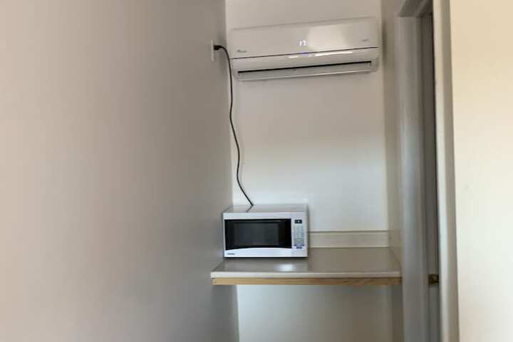 Room 11 of 25