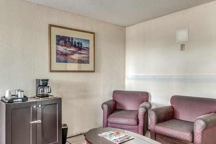 Hotel Interior 12 of 31
